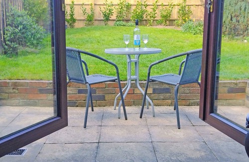 Horncastle Cottage | 2 bedroom accommodation in Hemingby, near Horncastle