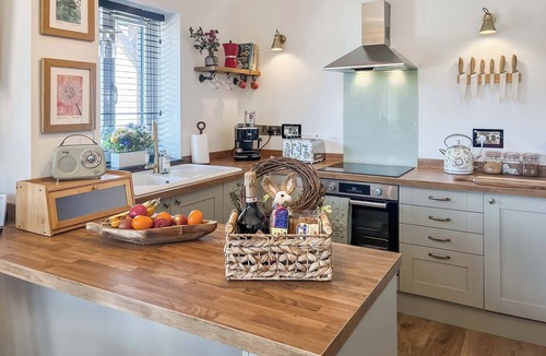 Llanarth Cottage | 2 bedroom accommodation in Llanarth, near New Quay