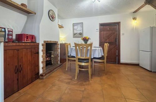 Bintree Cottage | 2 bedroom accommodation in Bintree