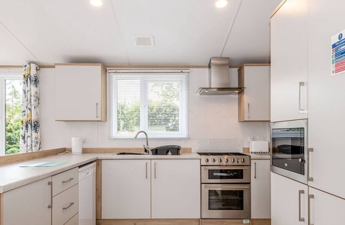 Yaxham Cabin | 2 bedroom accommodation in Yaxham, Dereham