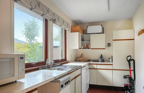 Nostie Cottage | 2 bedroom accommodation in Glenelg