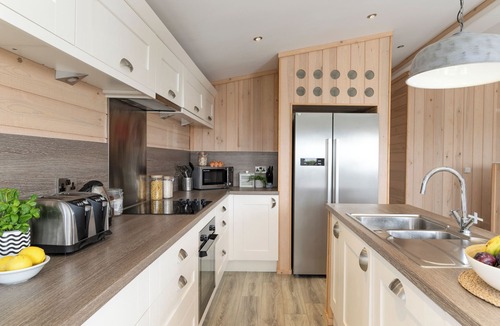 Honiton Ski Chalet | 2 bedroom accommodation in Honiton