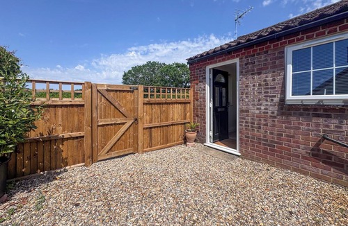 Norwich Cottage | 2 bedroom accommodation in Hevingham, near Wroxham