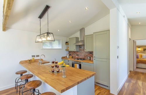 Carnmenellis Ski Chalet | 2 bedroom accommodation in Carnmenellis, Nr Falmouth