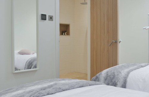 Whaddon Cottage | 2 bedroom accommodation in Keevil, near Trowbridge