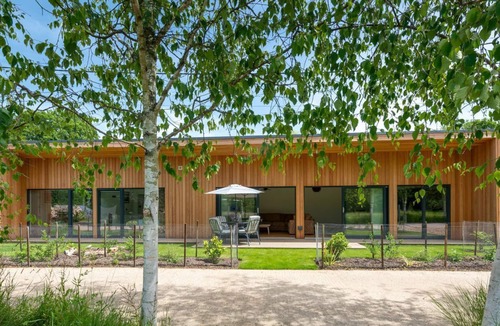 Beckley Cabin | 2 bedroom accommodation in Beckly