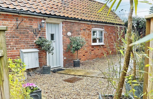 Overstrand Cottage | 2 bedroom accommodation in Overstrand, near Cromer