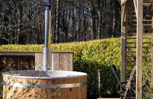 Harewood Cottage | 2 bedroom accommodation in Harewood, near Leeds