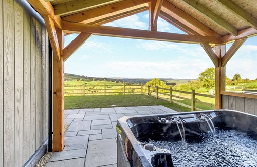 Newtown Cottage | 2 bedroom accommodation in Pentre