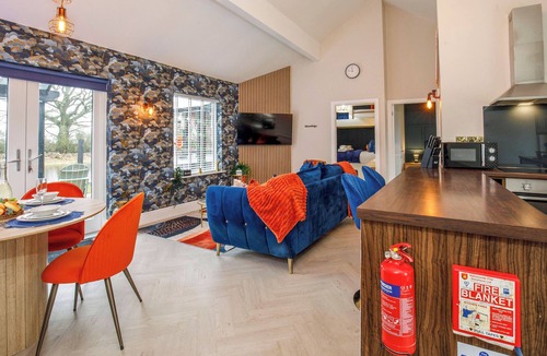 Selby Ski Chalet | 2 bedroom accommodation in South Duffield, Nr York
