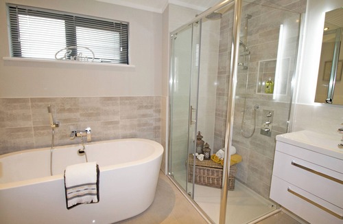 Penally Ski Chalet | 2 bedroom accommodation in Tenby