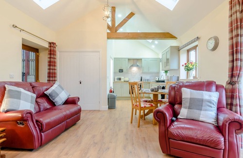 Great Hatfield Cottage | 2 bedroom accommodation in Great Hatfield, near Hornsea