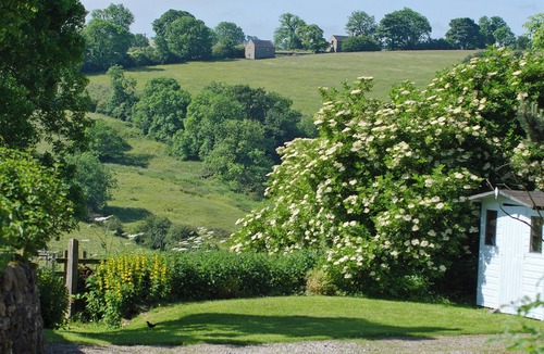 Longnor Cottage | 2 bedroom accommodation in Warslow, near Buxton