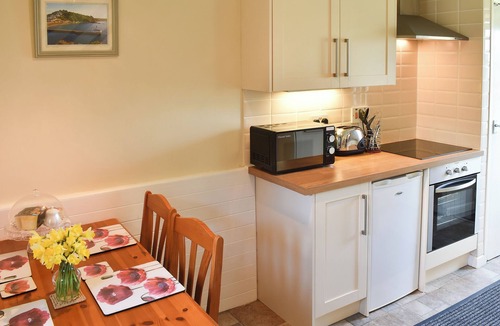 Looe Cottage | 2 bedroom accommodation in Lanreath, near Looe