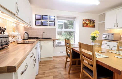 Corris Apartment | 2 Isygraig - Charming Home in Corris