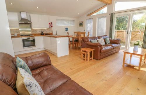 Looe House | 2 Miller's Island