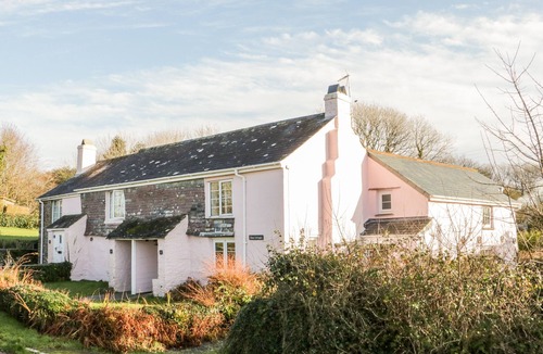 Lansallos Cottage | 2 Rose Cottages