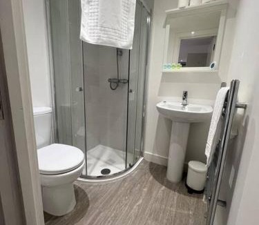 Filton Apartment | 2 Studio flat, 50m from Airbus
