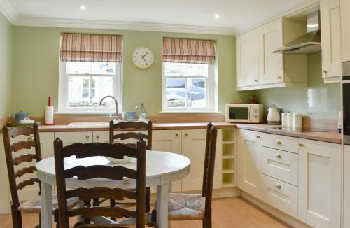 Barningham House | 2 The Reading Room Cottages - Uk31801