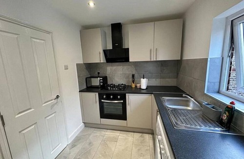 Seven Sisters Apartment | 3 bed Hackney/Harringay Flat