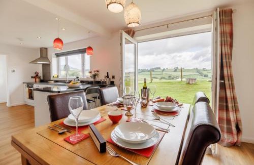 Bala House | 3 Bed in Bala oc-bow26