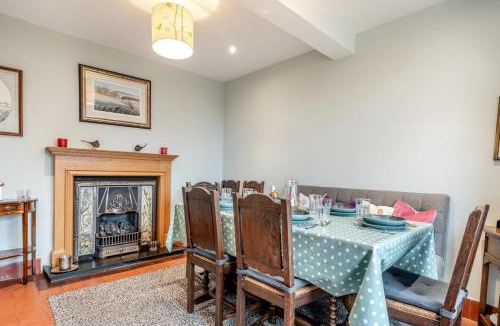 Baslow House | 3 Bed in Baslow oc-h27288