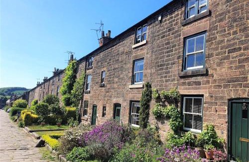 Belper House | 3 Bed in Belper oc-dcbobb