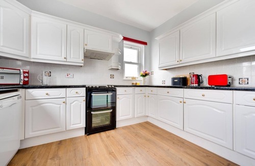 Llangadog Cottage | 3 Bed in Bethlehem (oc-waw219)
