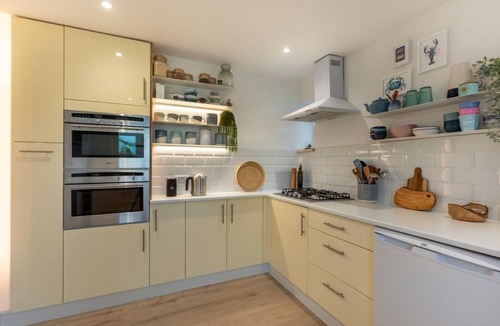 Blythburgh Cottage | 3 Bed in Blythburgh (oc-h27263)