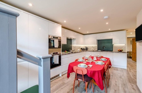 Borrowdale Cottage | 3 Bed in Borrowdale (oc-sz465)
