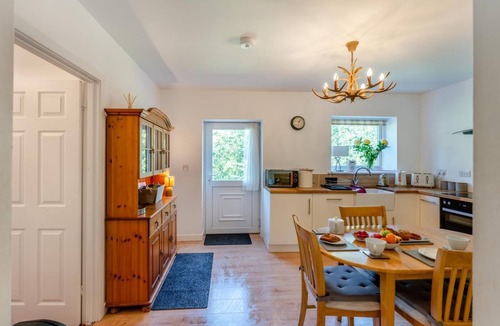 Eyemouth Cottage | 3 Bed in Coldingham (oc-b29846)