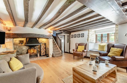 Wadeford House | 3 Bed in Combe St. Nicholas oc-s45333