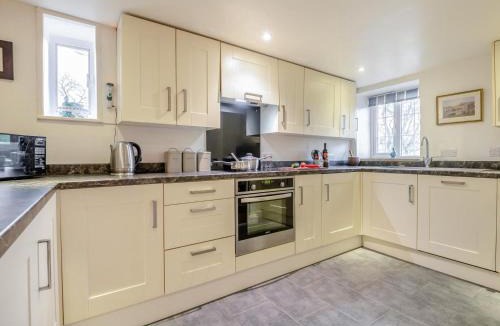 Isle of Purbeck House | 3 Bed in Corfe Castle oc-ic002