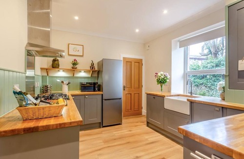 Dingwall Cottage | 3 Bed in Dingwall (oc-m39032)