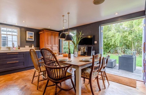 Faversham Cottage | 3 Bed in Faversham (oc-78880)