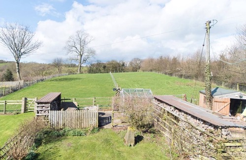 Ripley Cottage | 3 Bed in Harrogate (oc-hh057)