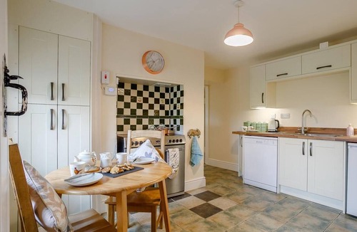 Caersws Cottage | 3 Bed in Llandrindod Wells (oc-65885)
