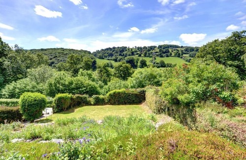 Glyn Ceiriog Cottage | 3 Bed in Llangollen (oc-waf216)
