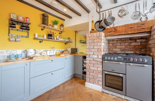 Llysfaen Cottage | 3 Bed in Llysfaen (oc-t32226)