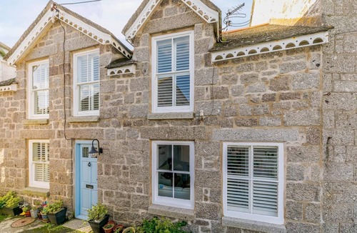 Mousehole Cottage | 3 Bed in Mousehole (oc-gwylan)