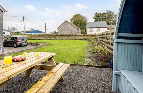 Narberth Cottage | 3 Bed in Narberth (oc-79443)