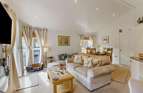 Graddon Cross Cabin | 3 Bed in Okehampton oc-95636