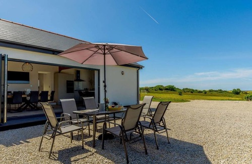 Redruth Cottage | 3 Bed in Redruth (oc-88102)