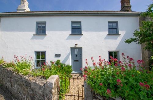 Penzance House | 3 Bed in St. Just oc-p00674
