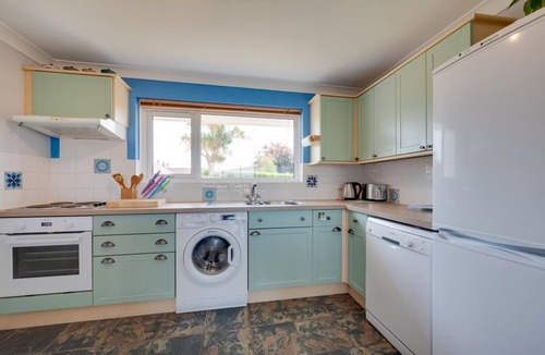 Thurlestone House | 3 Bed in Thurlestone (oc-bc1415)