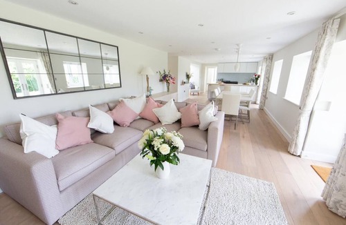 Vobster Cottage | 3 Bed in Upper Vobster (oc-c39498)