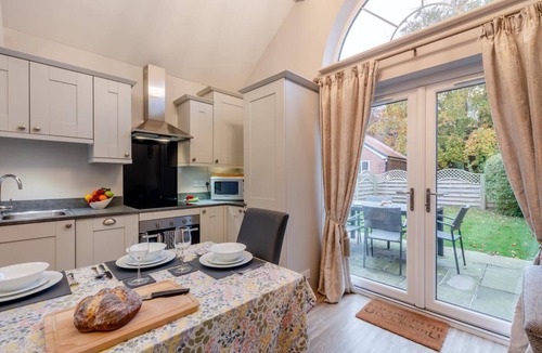 Wilberfoss Cottage | 3 Bed in Wilberfoss (oc-t30301)