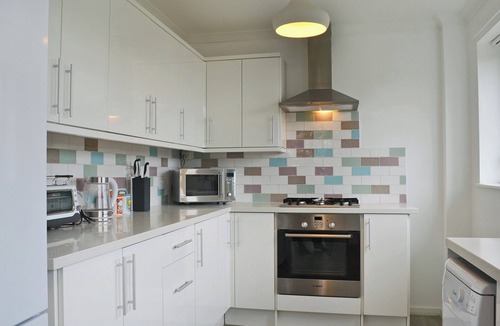 Sutton-on-Sea Cottage | 3 bedroom accommodation in Sutton-on-Sea, near Skegness
