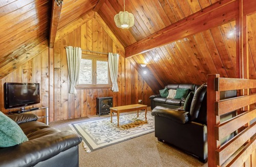 Garthmyl Cabin | 3 bedroom accommodation in Garthmyl, Montgomery