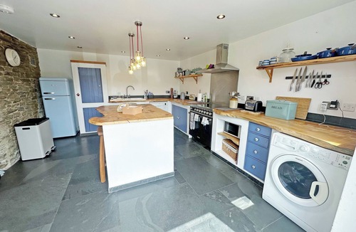 Egloshayle Cottage | 3 bedroom accommodation in Egloshayle, near Wadebridge